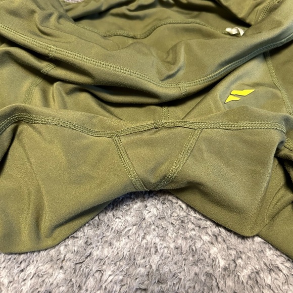 Flag Nor Fail activewear set size small - Picture 3 of 6